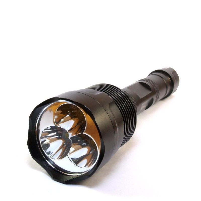 3600 Lumens lampe torche LED puissante Nitecore TM16GT